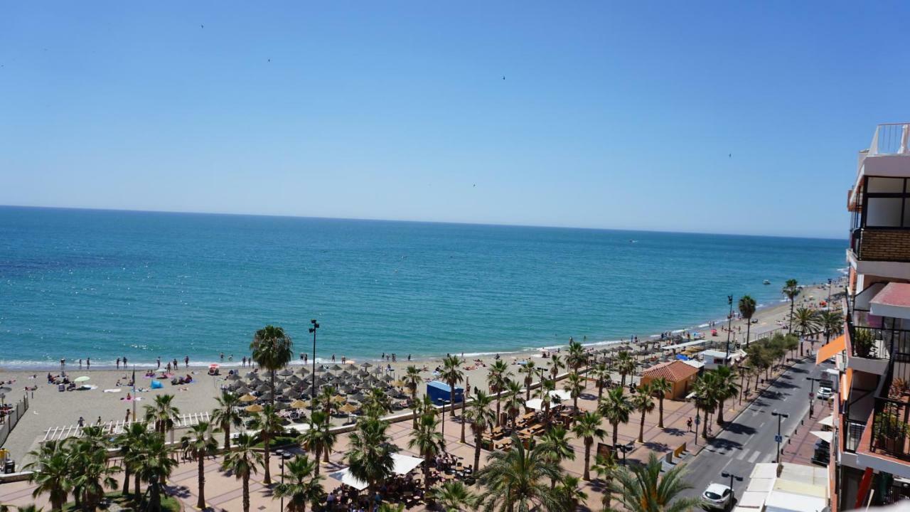 Beachfront Apartment In Fuengirola With Sea Views 외부 사진