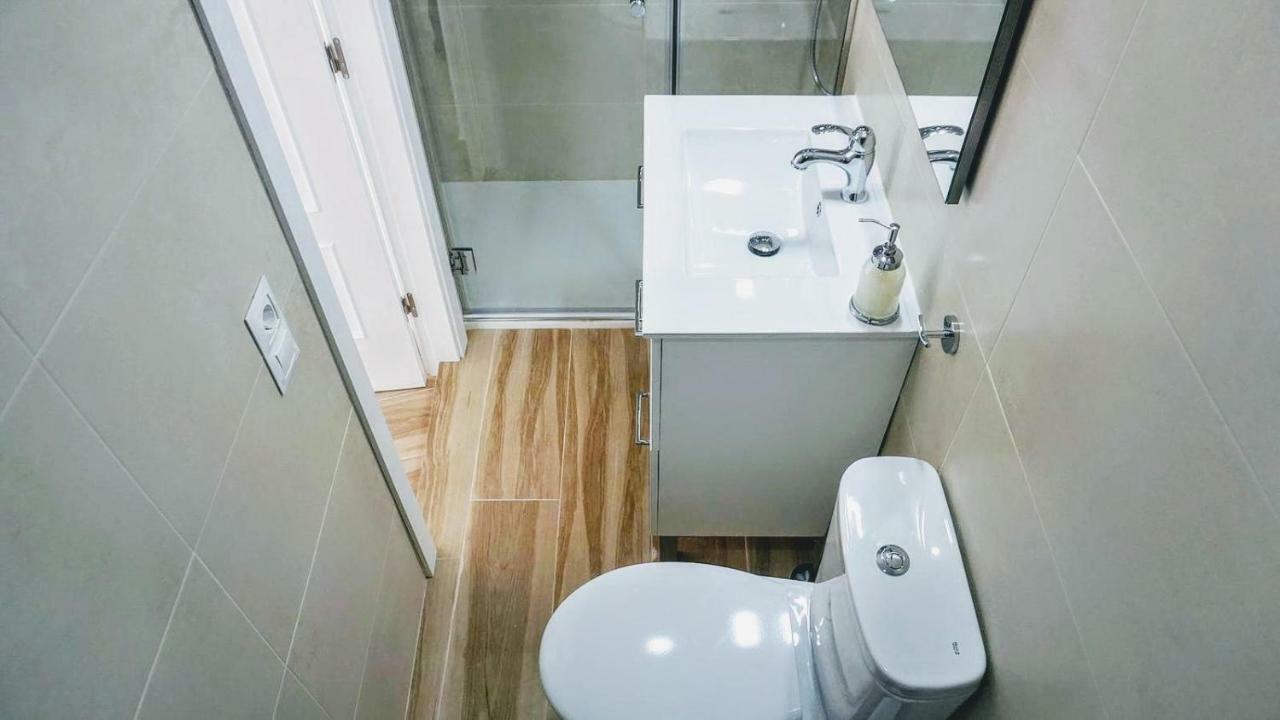 Beachfront Apartment In Fuengirola With Sea Views 외부 사진